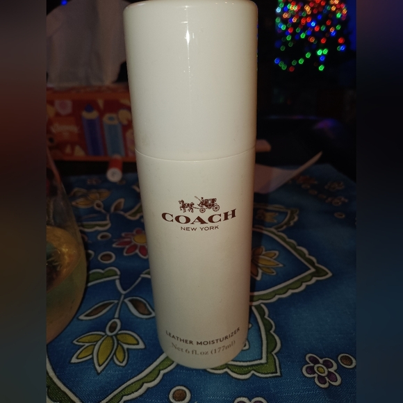 Vintage brand new Coach bag. Includes one bottle of Coach leather cleaner. - Picture 5 of 6